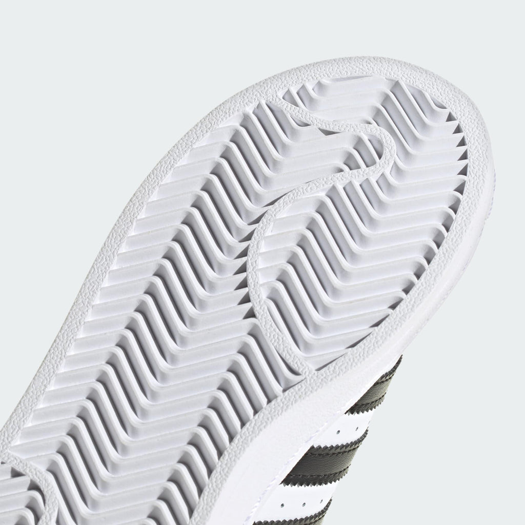 SUPERSTAR II C      FTWWHT/CBLACK/FTWWHT 