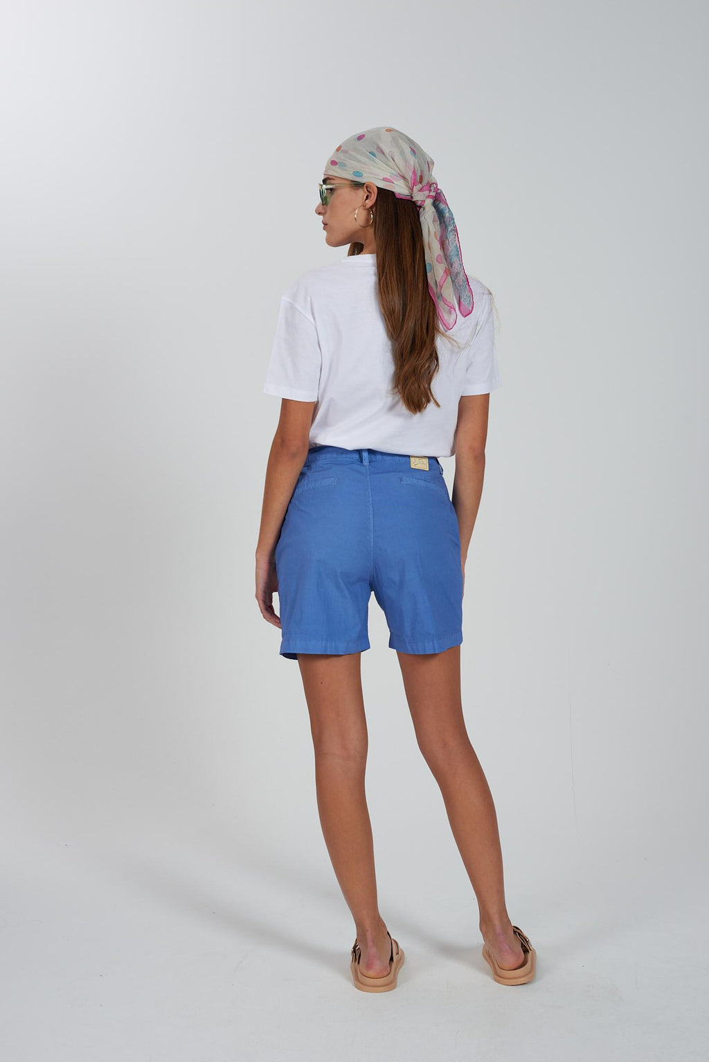 P219 WV00/0602 YES ZEE