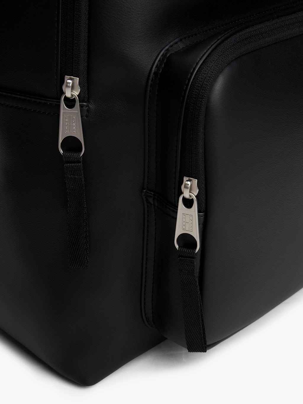 TJM ESS DAILY PU DOME BACKPACK AM0AM13729/BDS TOMMY JEANS