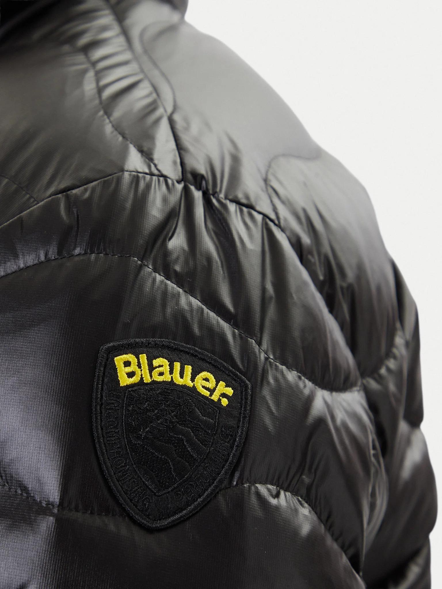 25WBLUC03075 006355/999 BLAUER