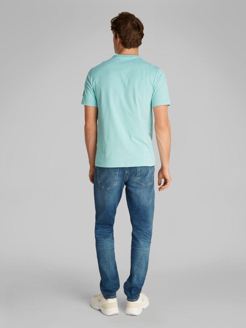 BADGE REGULAR TEE J30J323484/MR5 CALVIN KLEIN JEANS