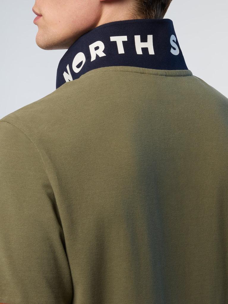 692440/0421 NORTH SAILS