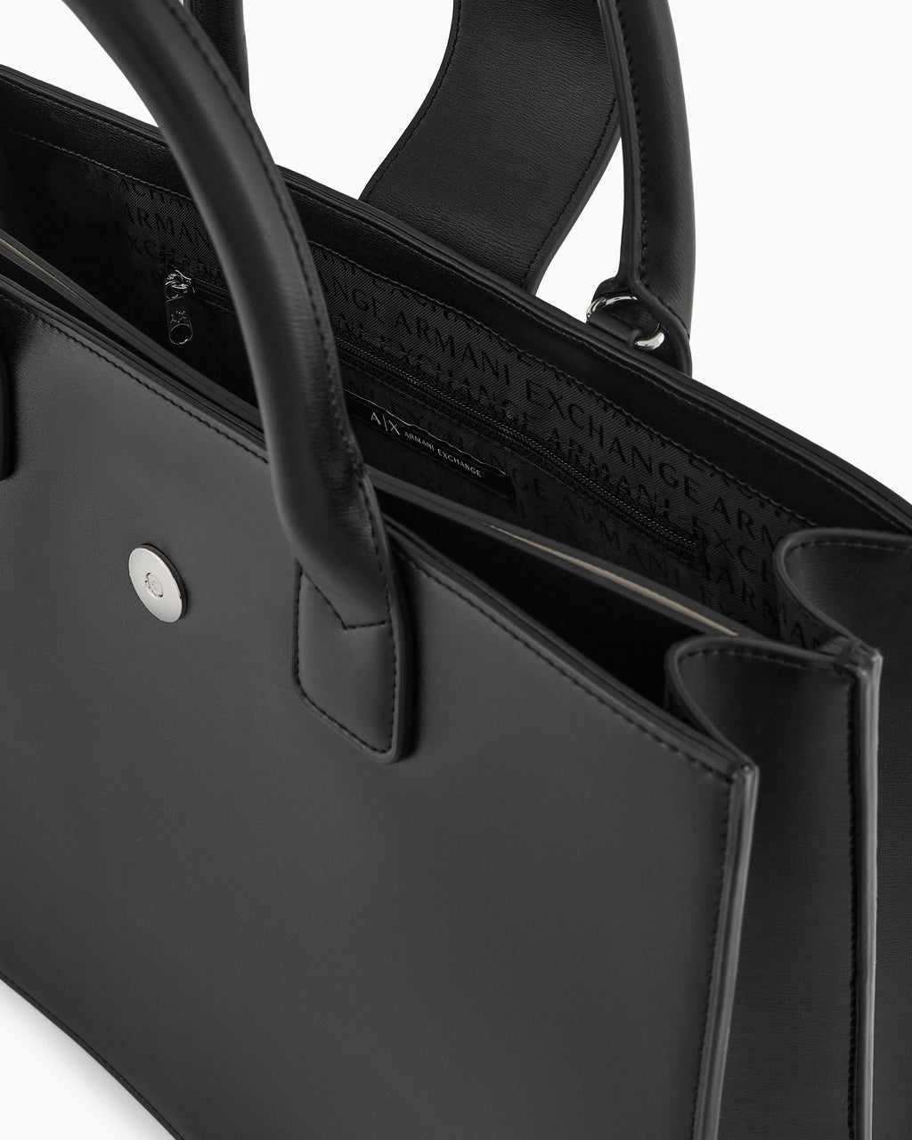 XW000305 AF12039/UC001 ARMANI EXCHANGE