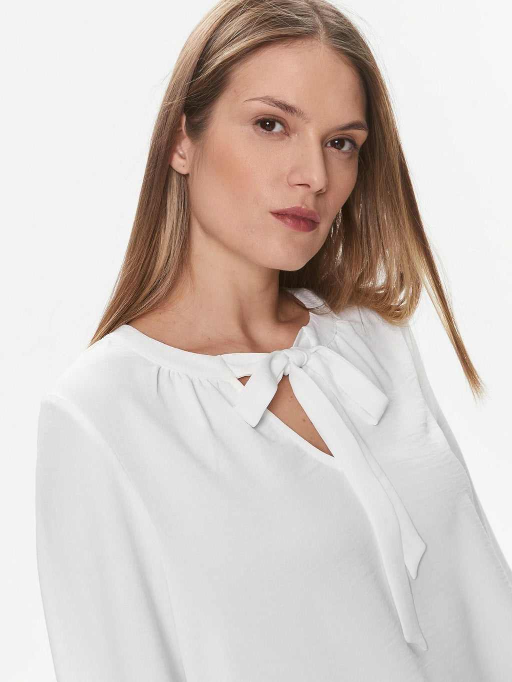 10300577/Snow White VERO MODA