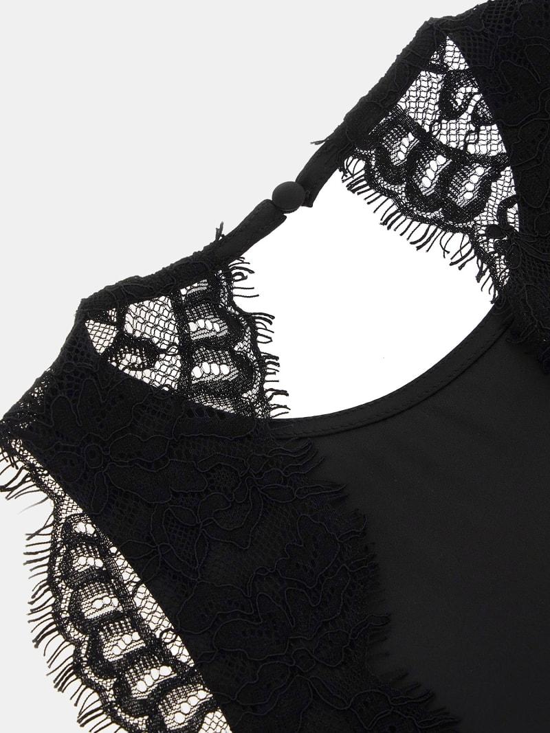 W5RH47WFQC2/JBLK GUESS