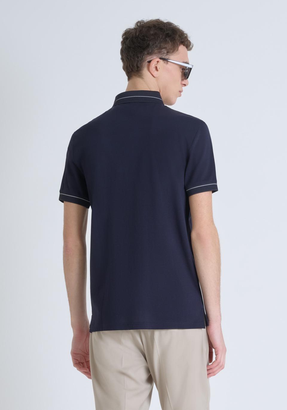 MMKS02495 FA100083/7139 ANTONY MORATO