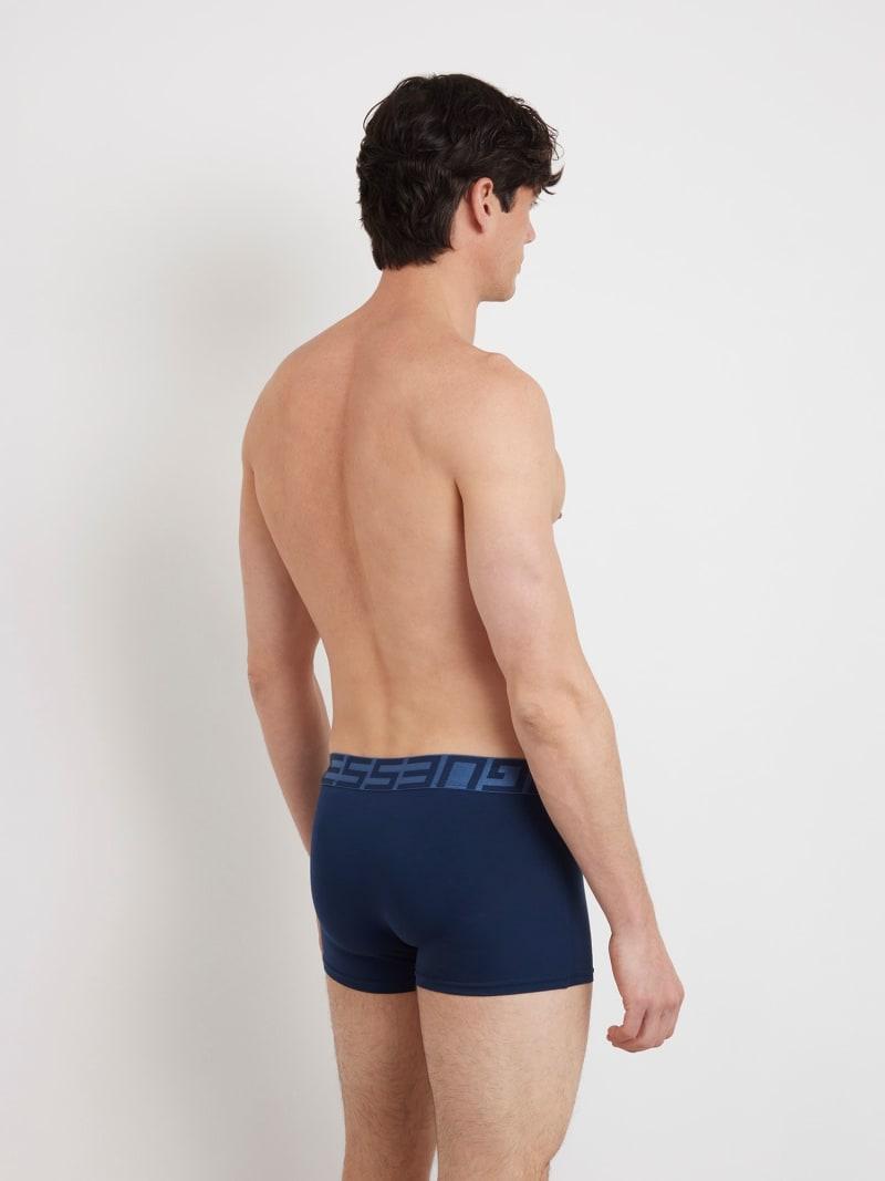 U4RG01K6YW0/P7CJ GUESS