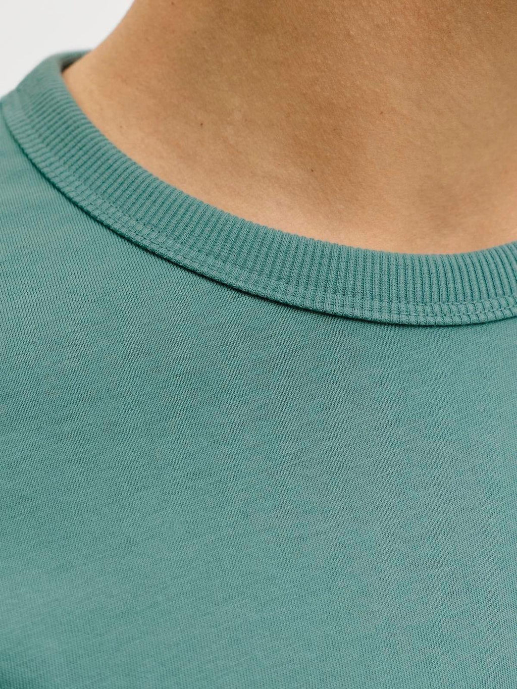 JJCOLLEGE LOGO TEE SS CREW NECK 