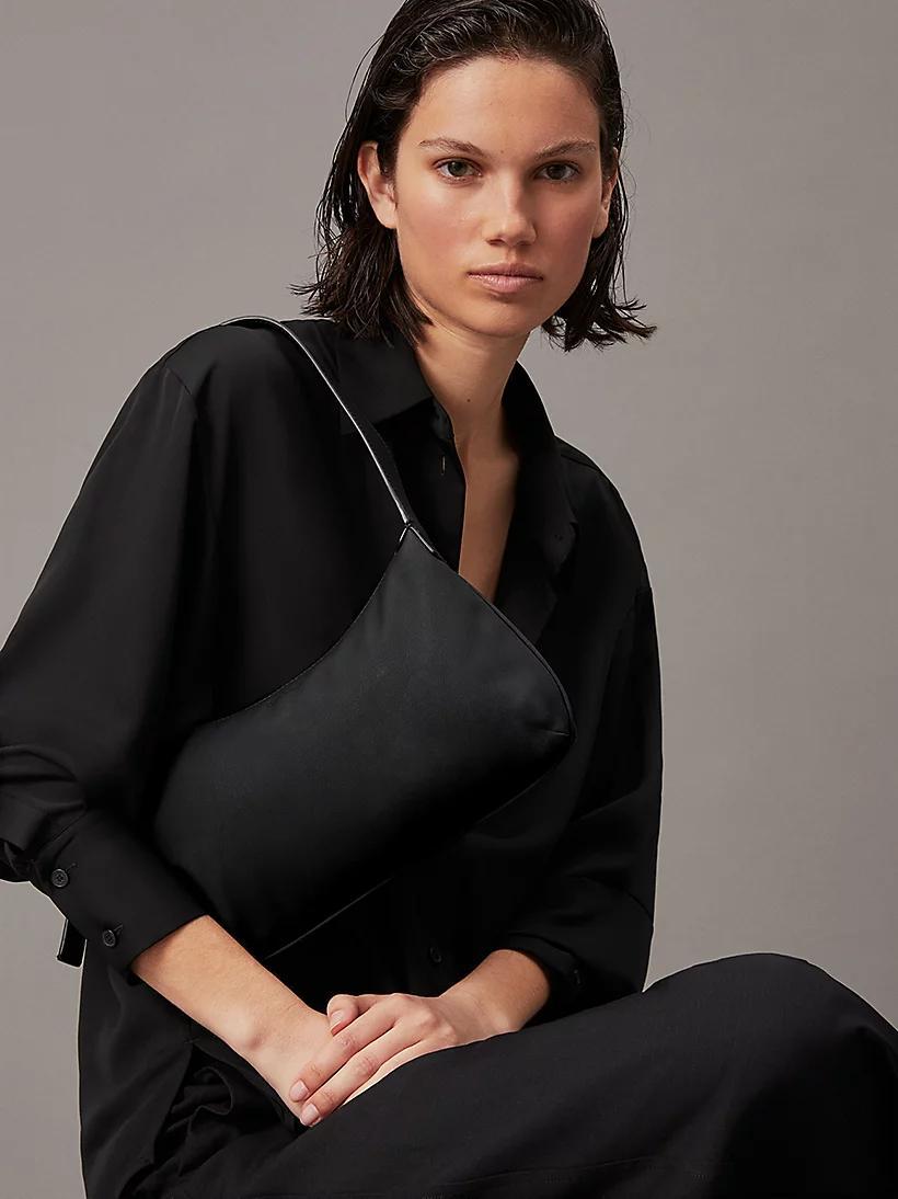 CALVIN SOFT  SHOULDER BAG 