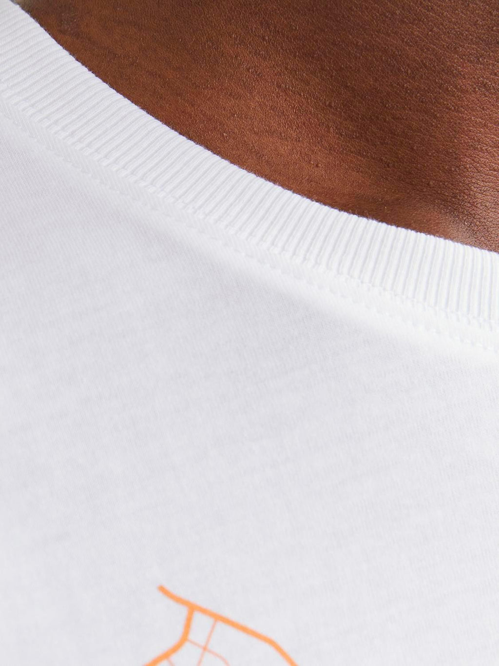 12252376/White JACK AND JONES