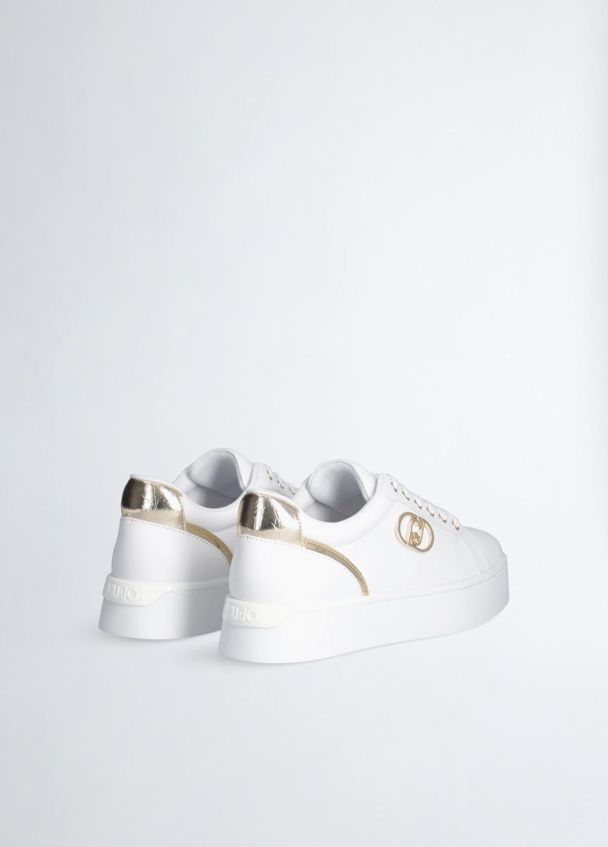 PRETTY 06 - SNEAKER 