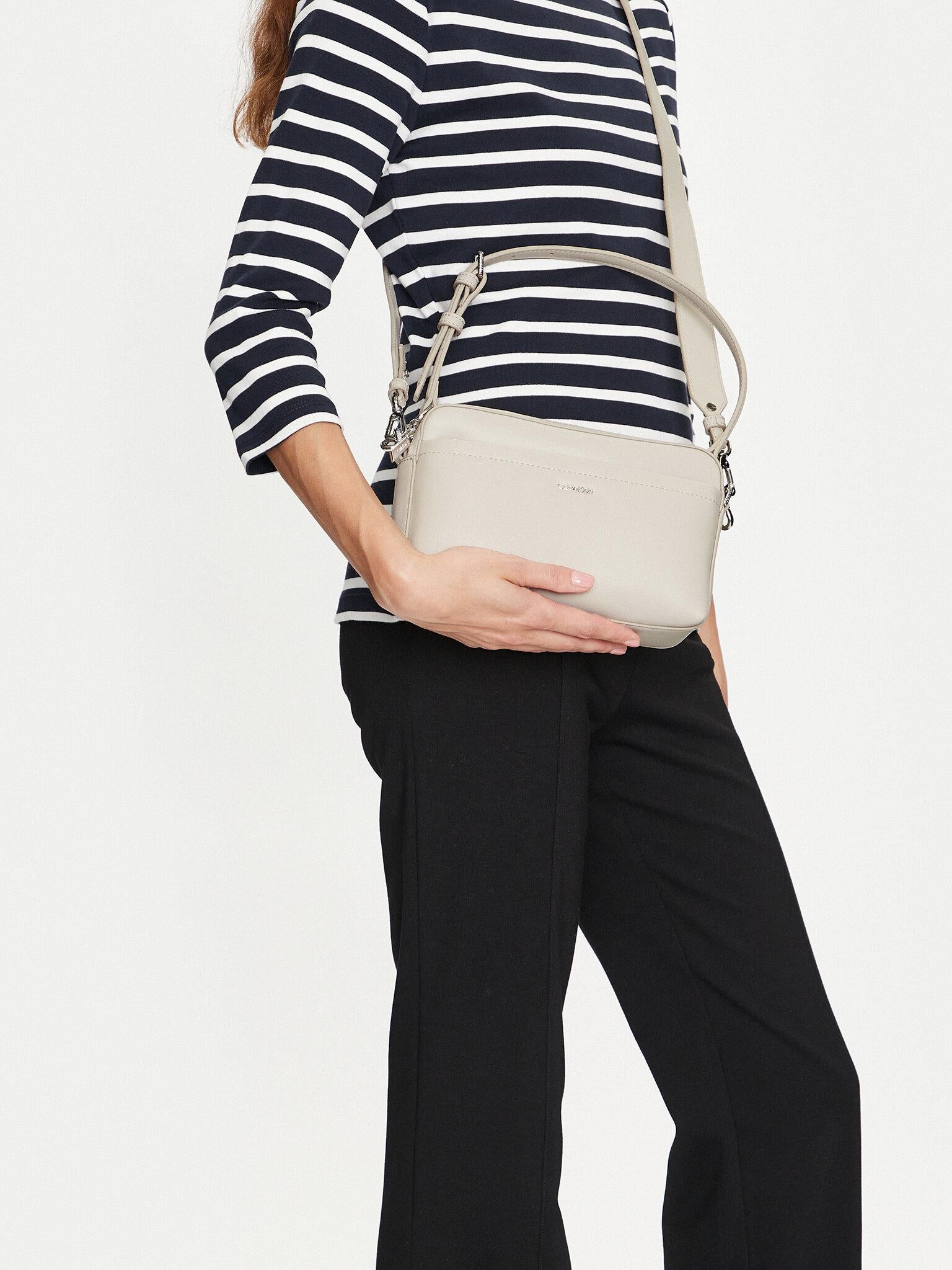 CK MUST CONVERTIBLE CAMERA BAG K60K612280/PEG CALVIN KLEIN