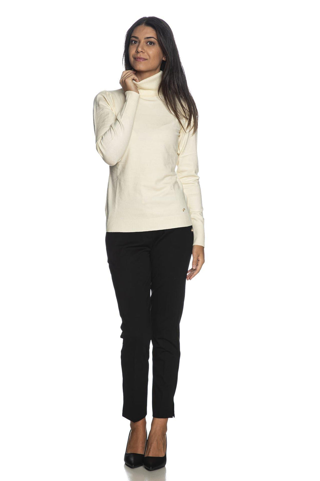 M038 RU00/0157 YES ZEE