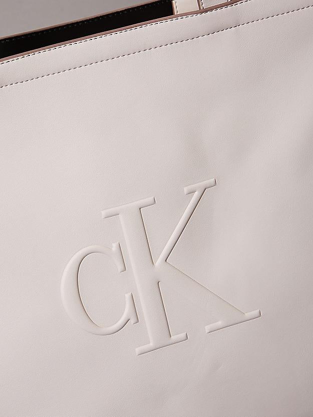 SCULPTED SLIM TOTE34 LV04K3070G/WGY CALVIN KLEIN JEANS