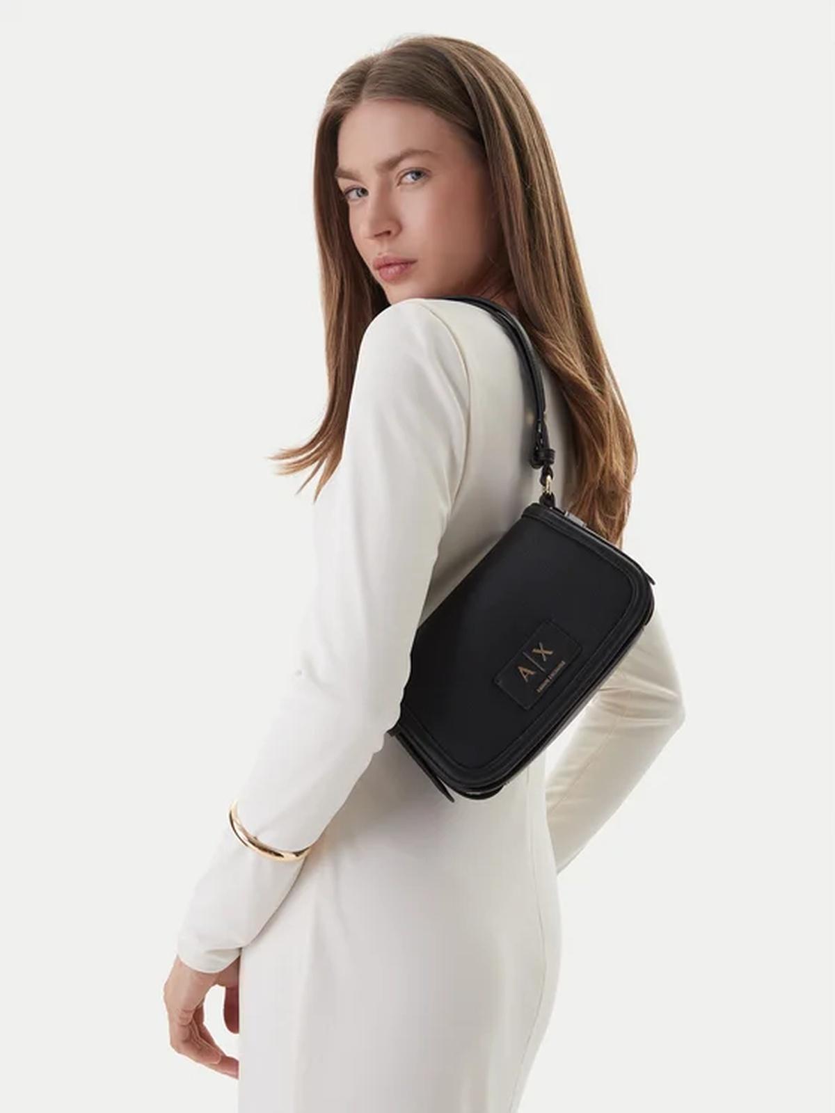 XW002596 AF22649/UC001 ARMANI EXCHANGE