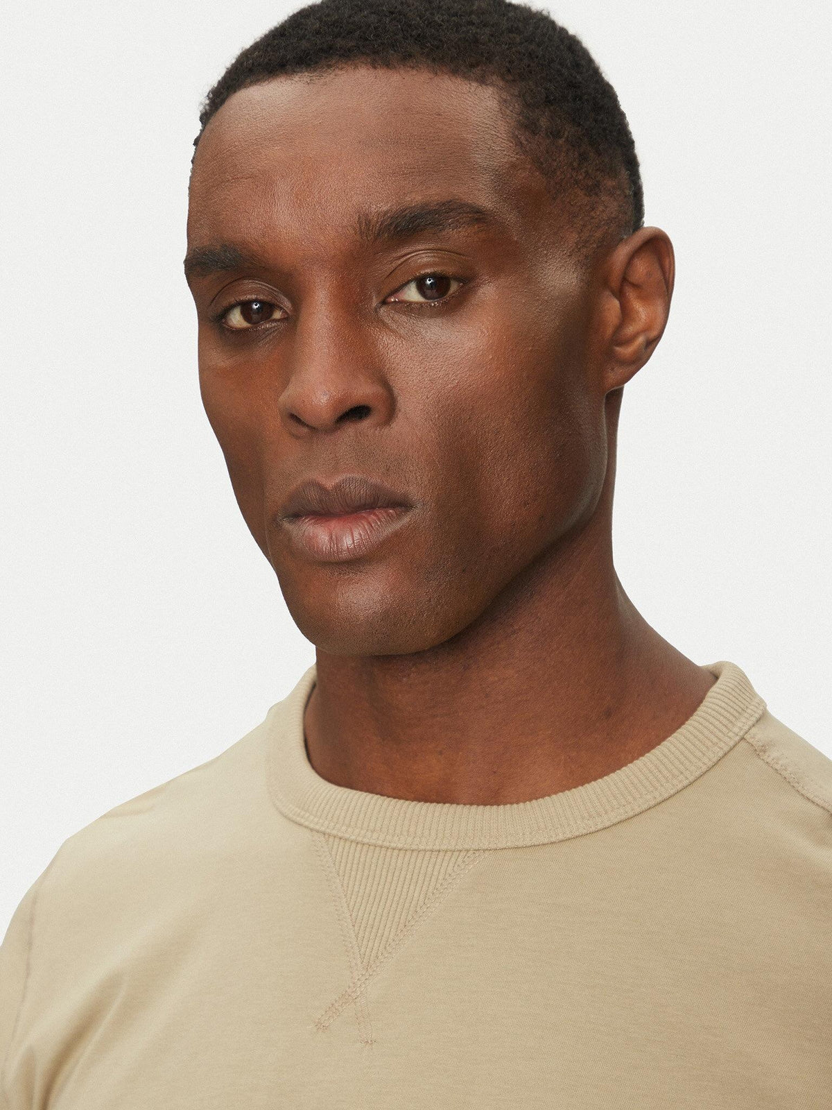 BADGE REGULAR TEE J30J323484/HI0 CALVIN KLEIN JEANS
