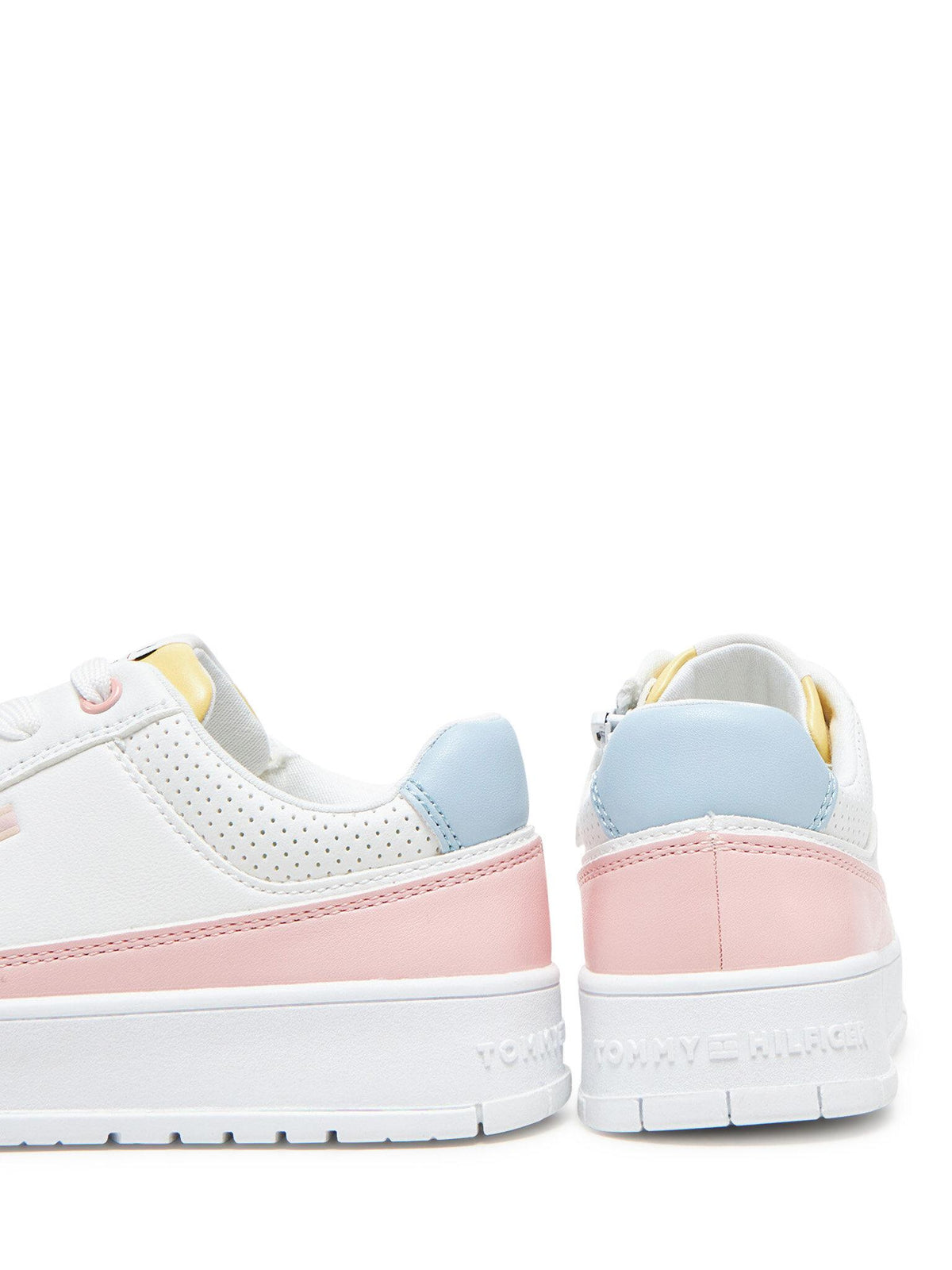 SNEAKER BASSA ALLACCIATA 