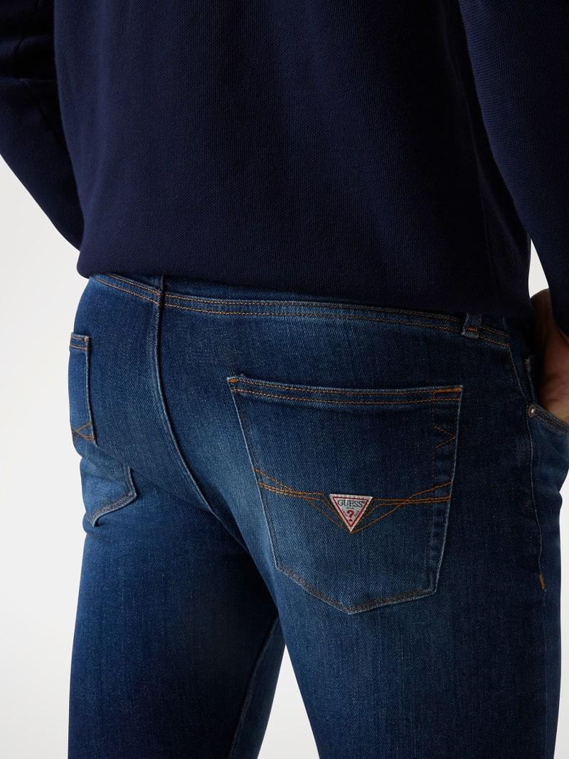 M2YA27D4Q41/2CRD GUESS