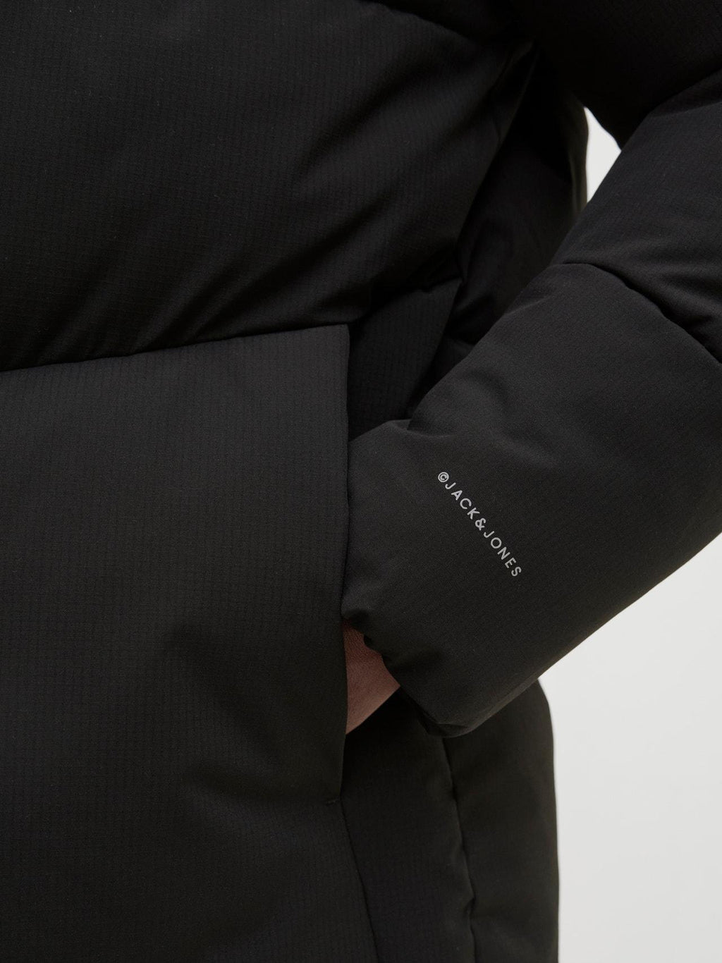 12283517/Black JACK AND JONES