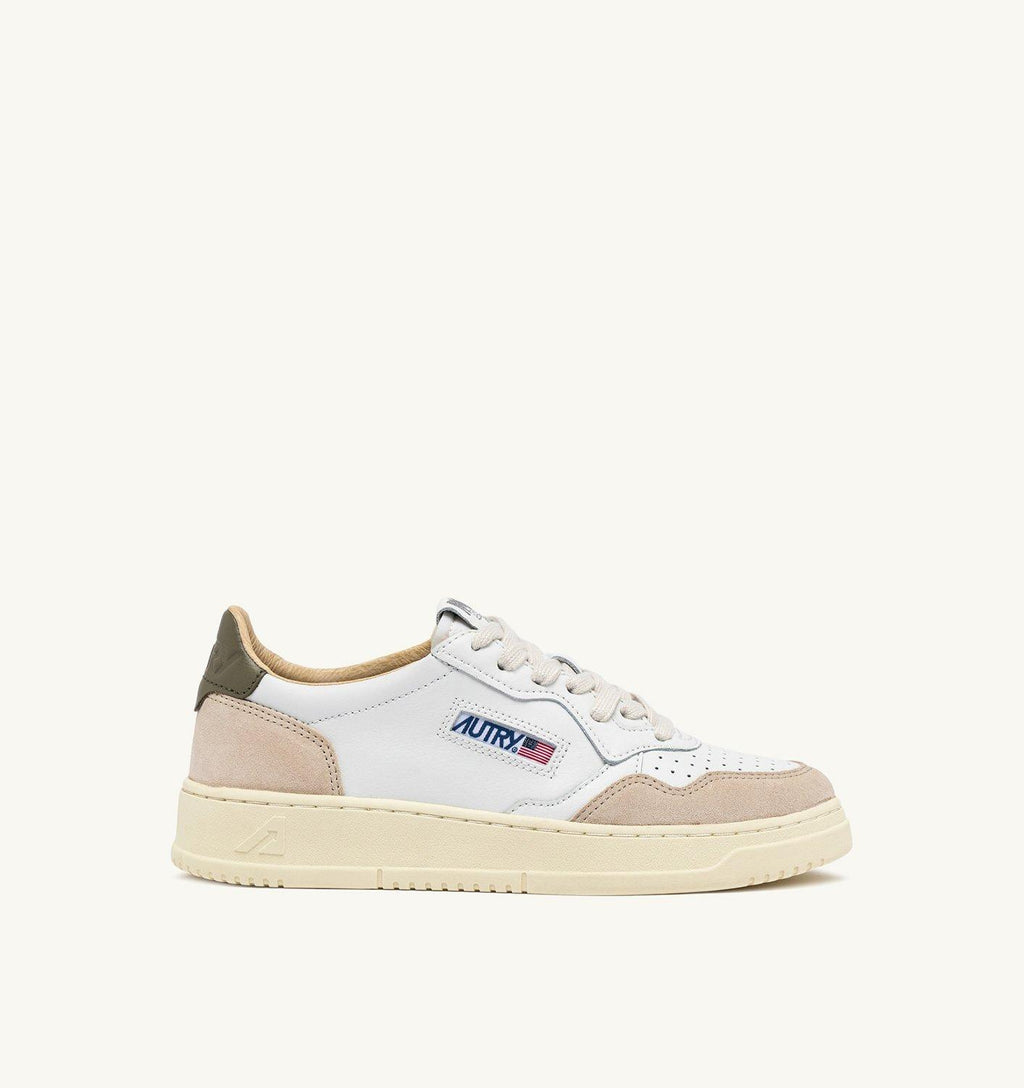 SNEAKERS ''MEDALIST LOW'' AULM-LS77/WHITE-CVRT AUTRY