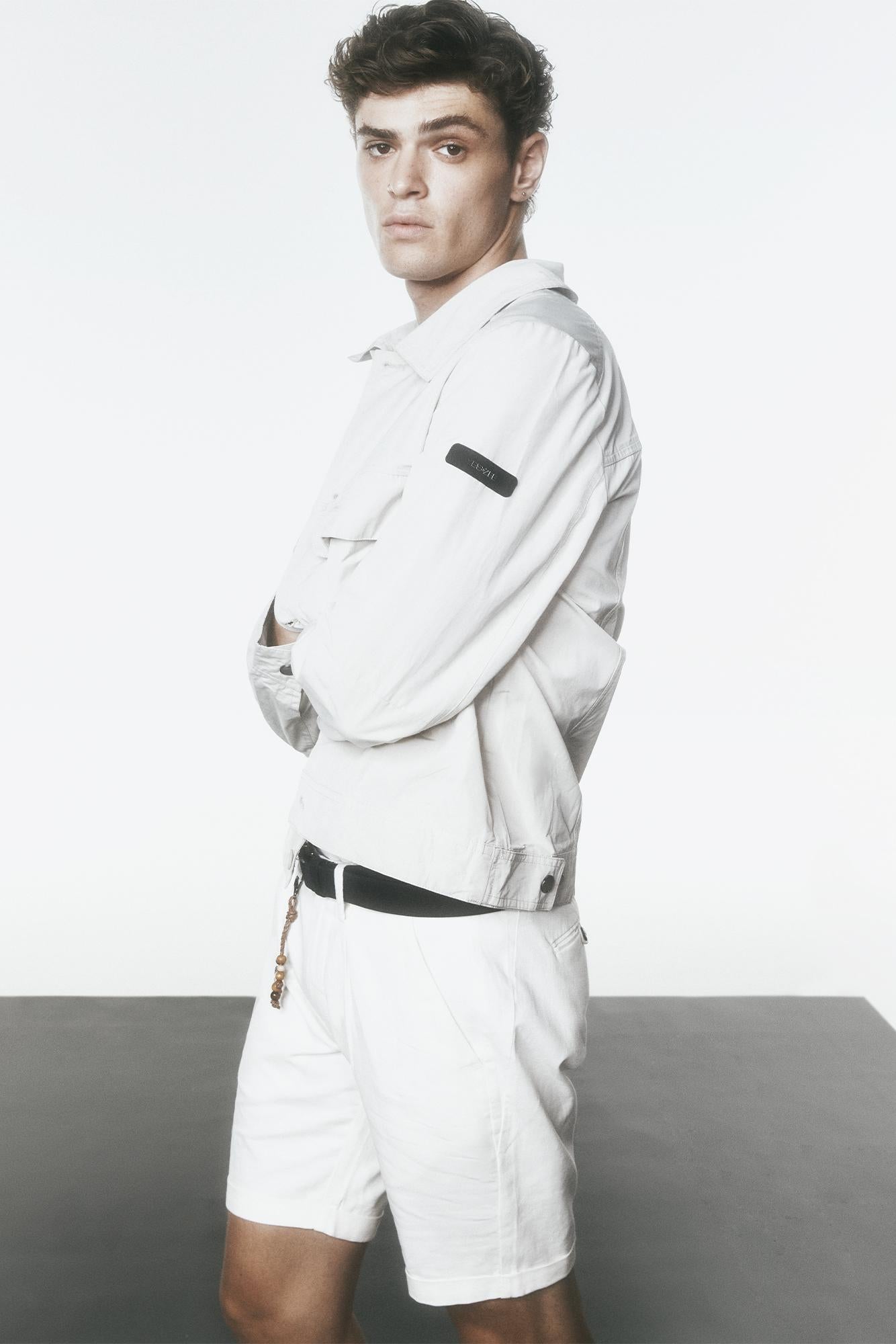 P760 PH00/0107 YES ZEE