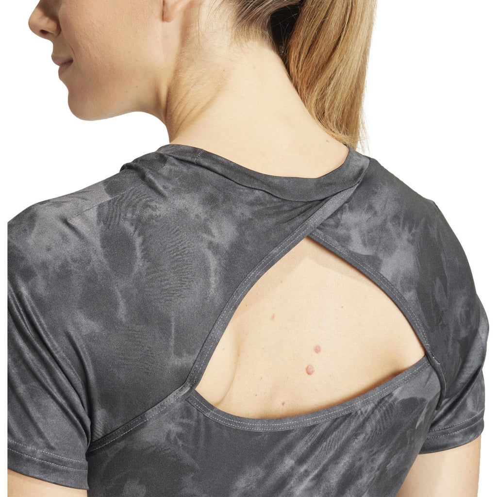 AOP FLOWER TEE IN4300/CARBON ADIDAS