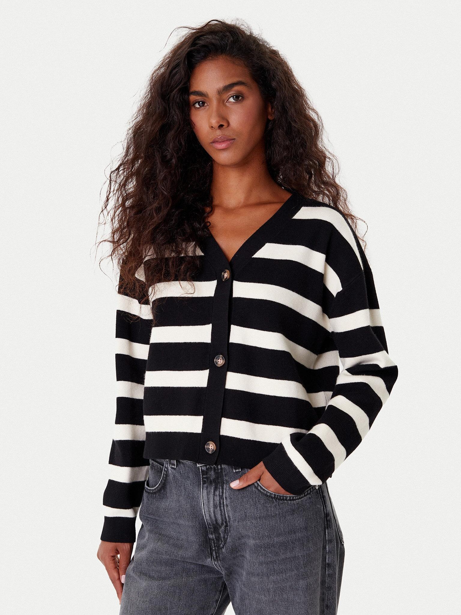 10331794/Black VERO MODA