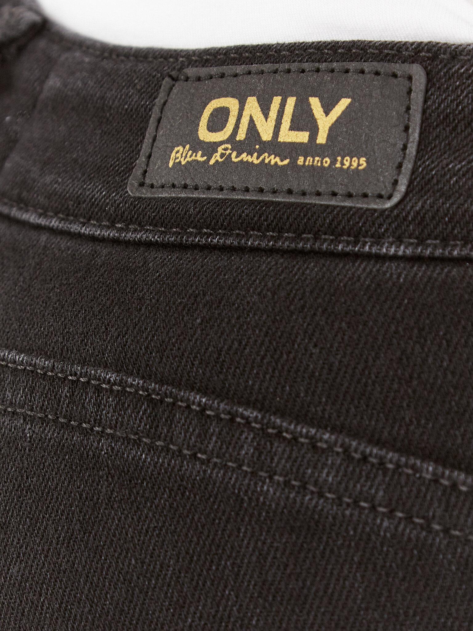 15181958/Black ONLY
