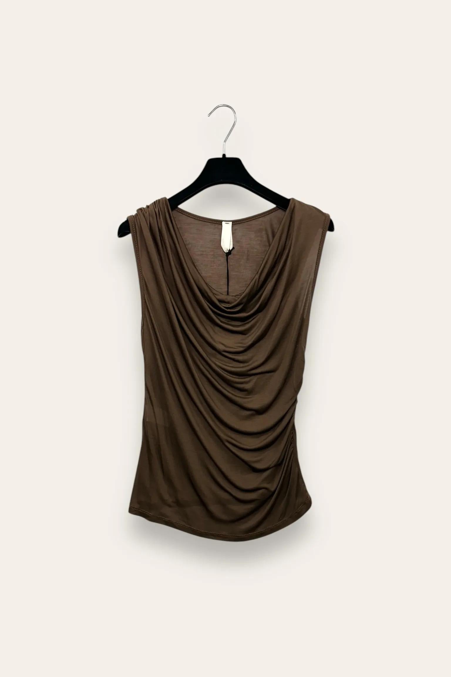 Canotta con scollo morbido e drappeggio sul fianco 