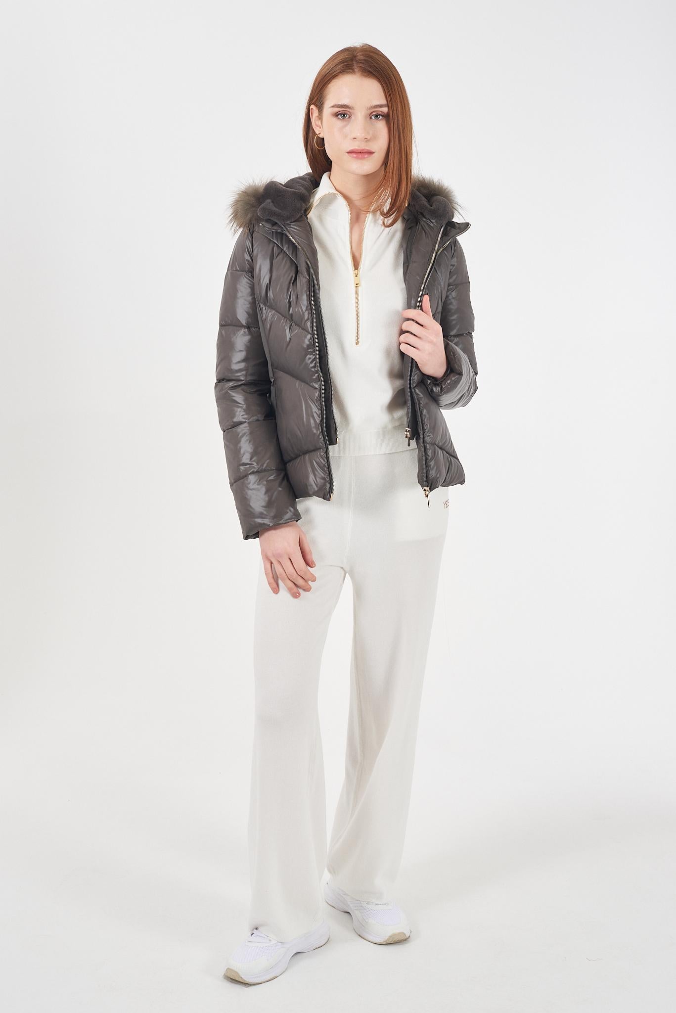 J016 Q300/0276 YES ZEE