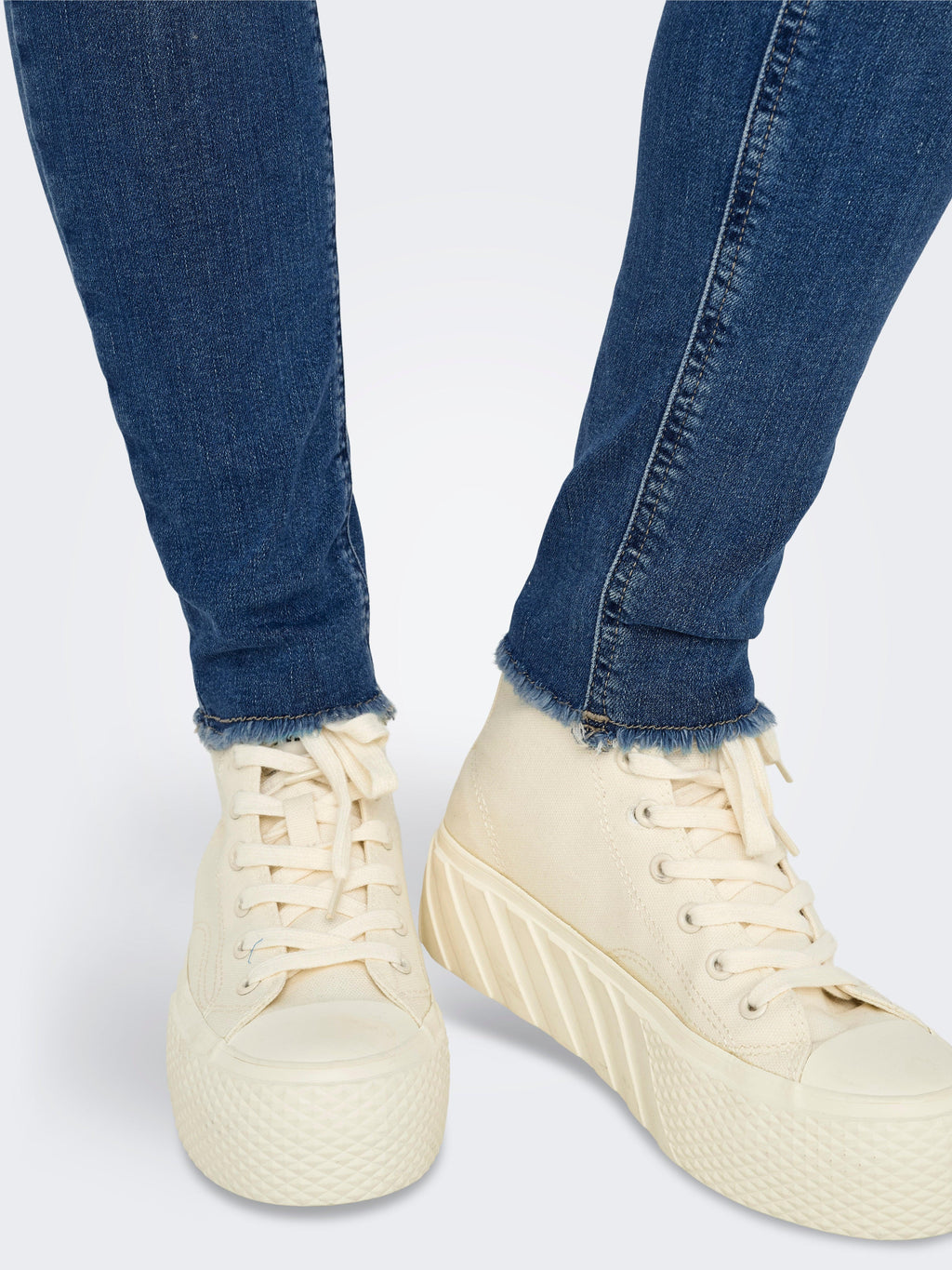 15322565/Special Blue Grey Denim ONLY