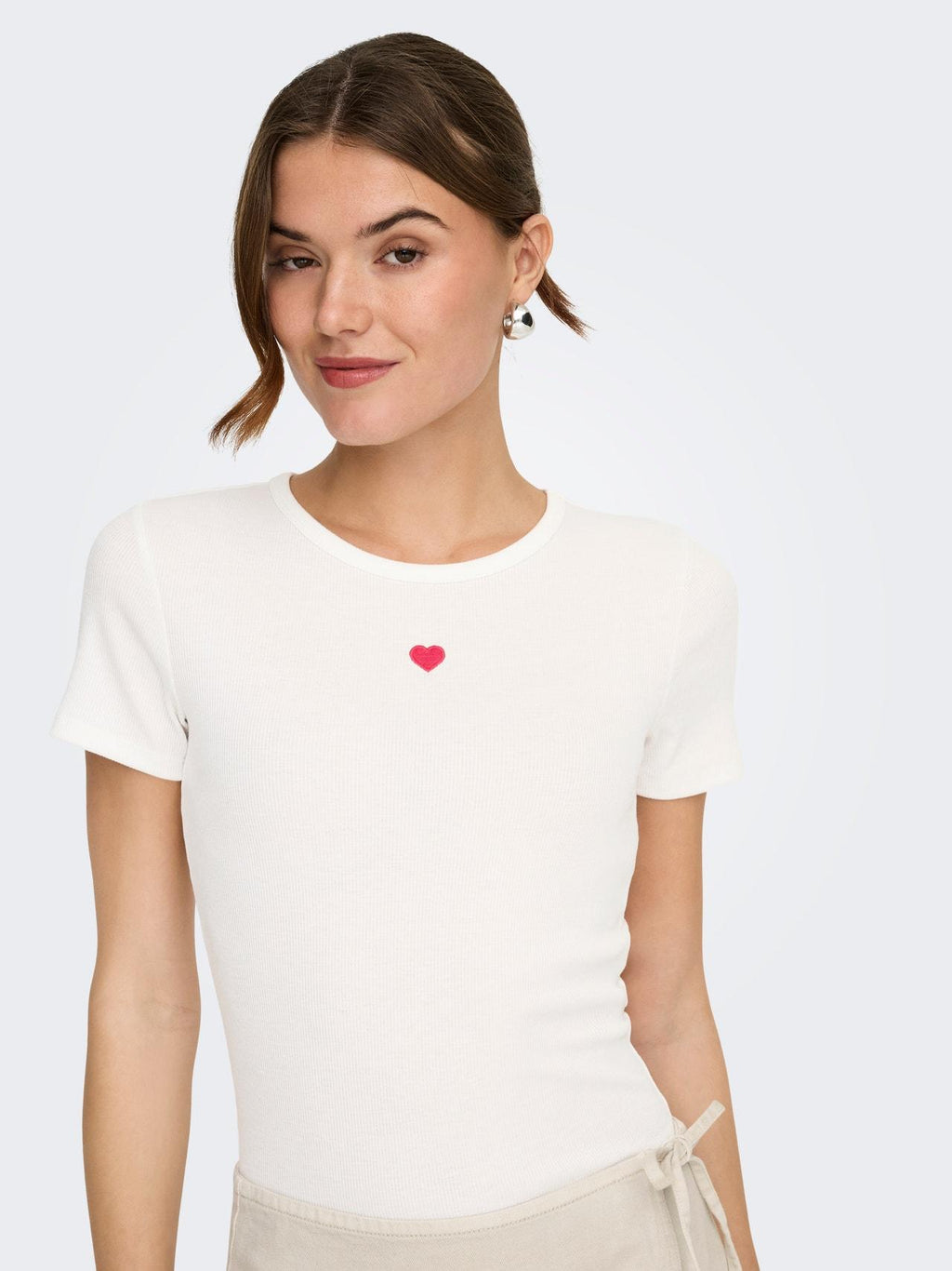 15342939/Cloud Dancer RED HEART ONLY