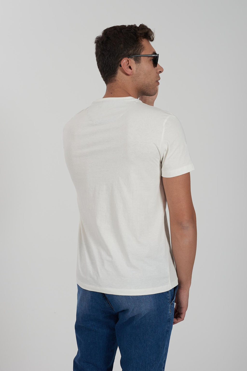 T728 SG03/0107 YES ZEE