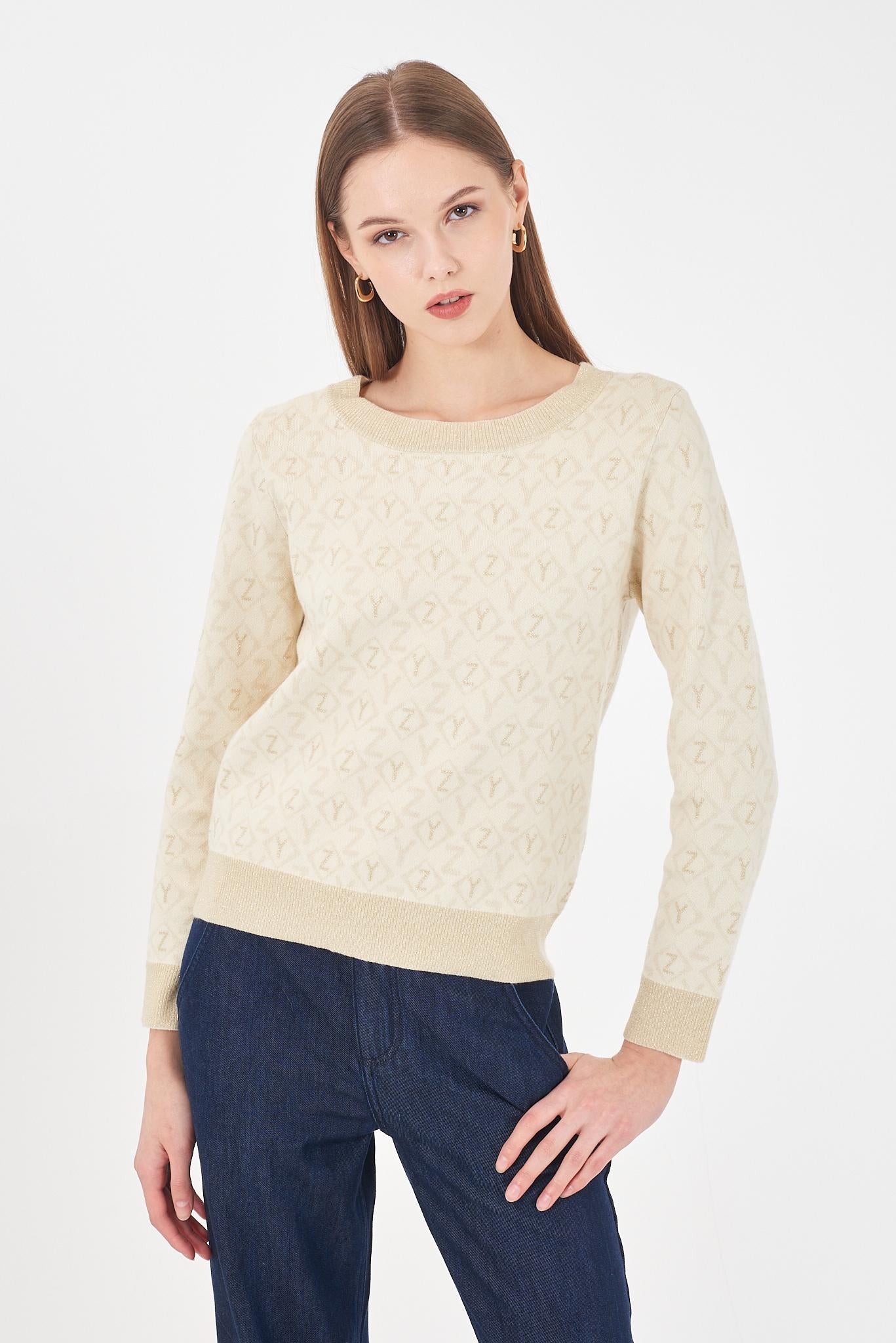 M024 BE00/2245 YES ZEE