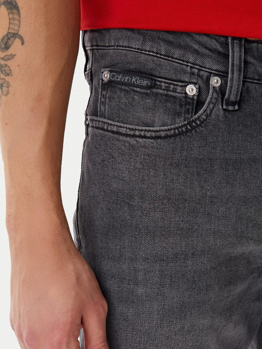 SLIM SHORT J30J327515/1BZ CALVIN KLEIN JEANS