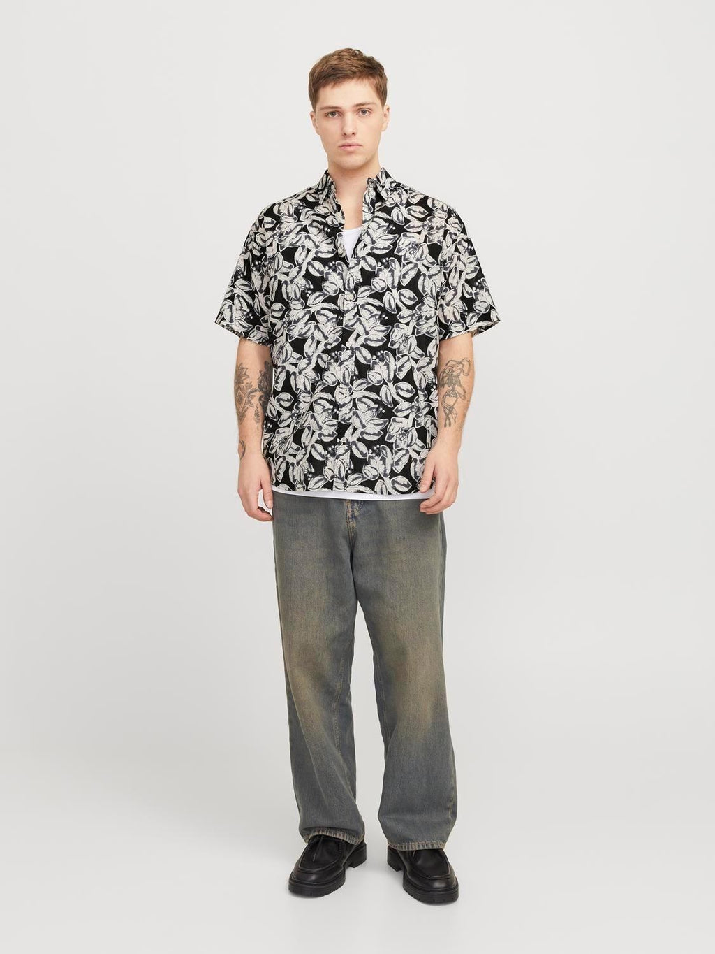 12271089/Black JACK AND JONES