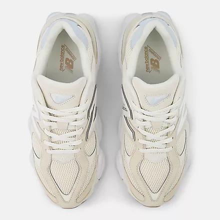 New Balance SNEAKERS 9060 IN PELLE E TESSUTO MULTICOLOR 