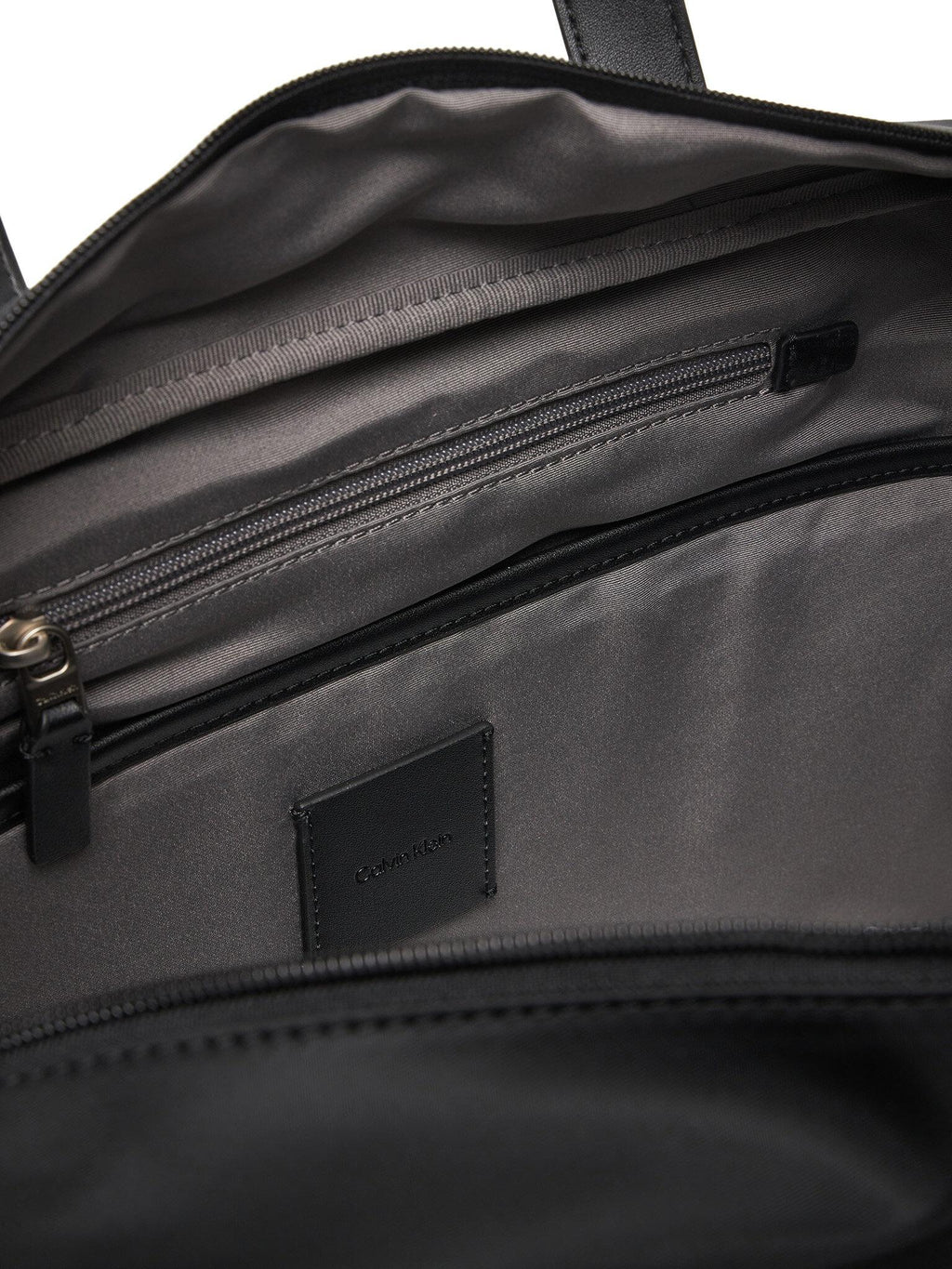 SLEEK LARGE COMMUTER LV04D3144G/UB1 CALVIN KLEIN