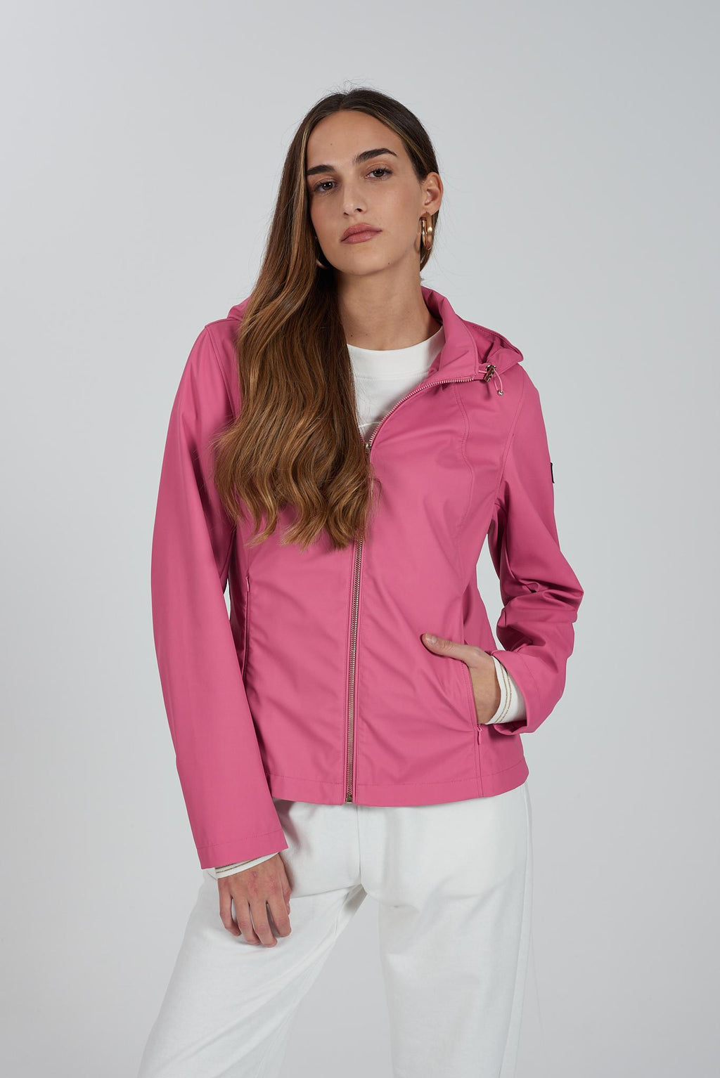 J415 QD00/0424 YES ZEE