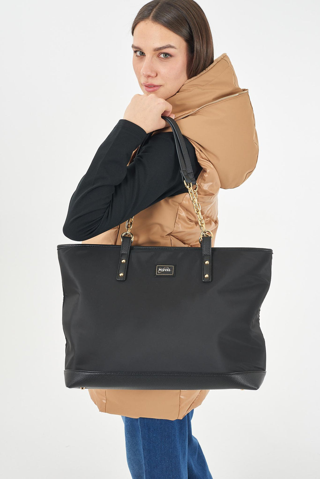 W013 AH00/0801 YES ZEE