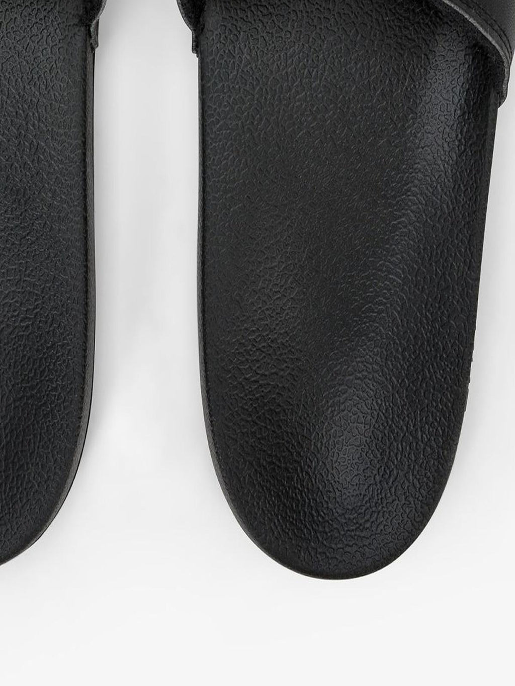 SLIPPERS LOGO 