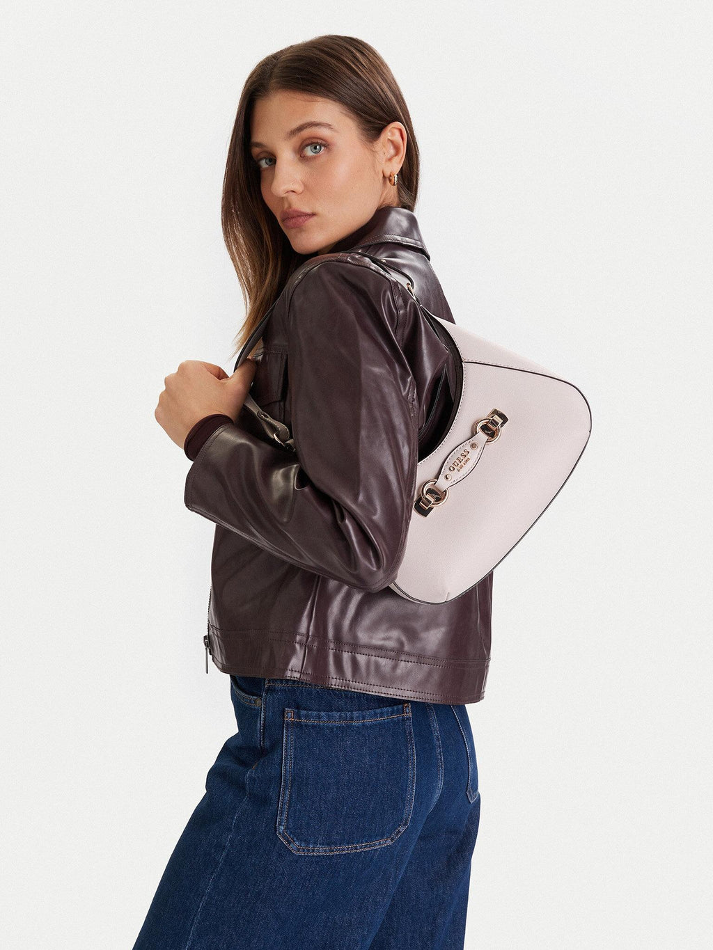 HWBG8015180/STO GUESS