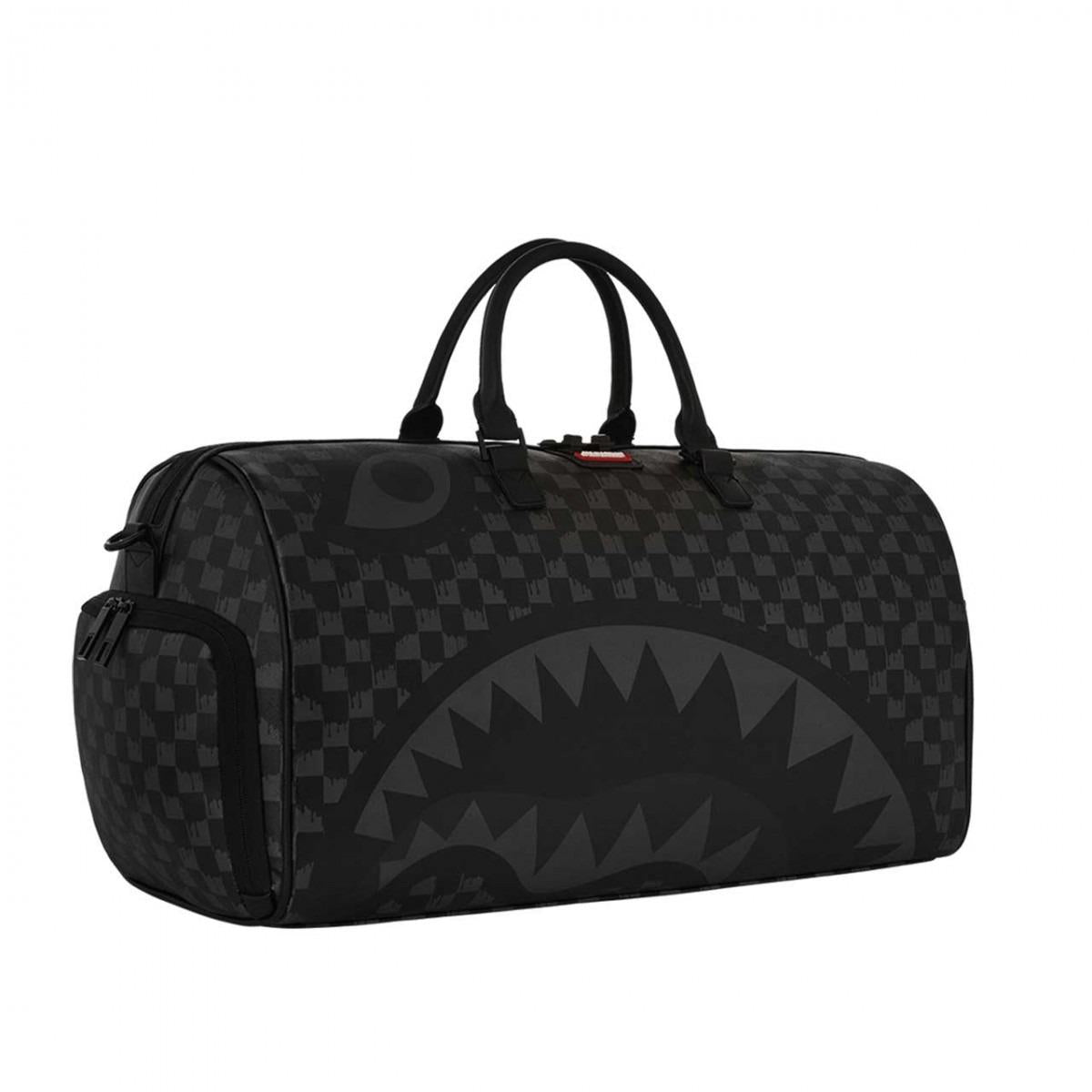 HANGOVER DRIP CHECK DUFFLE 