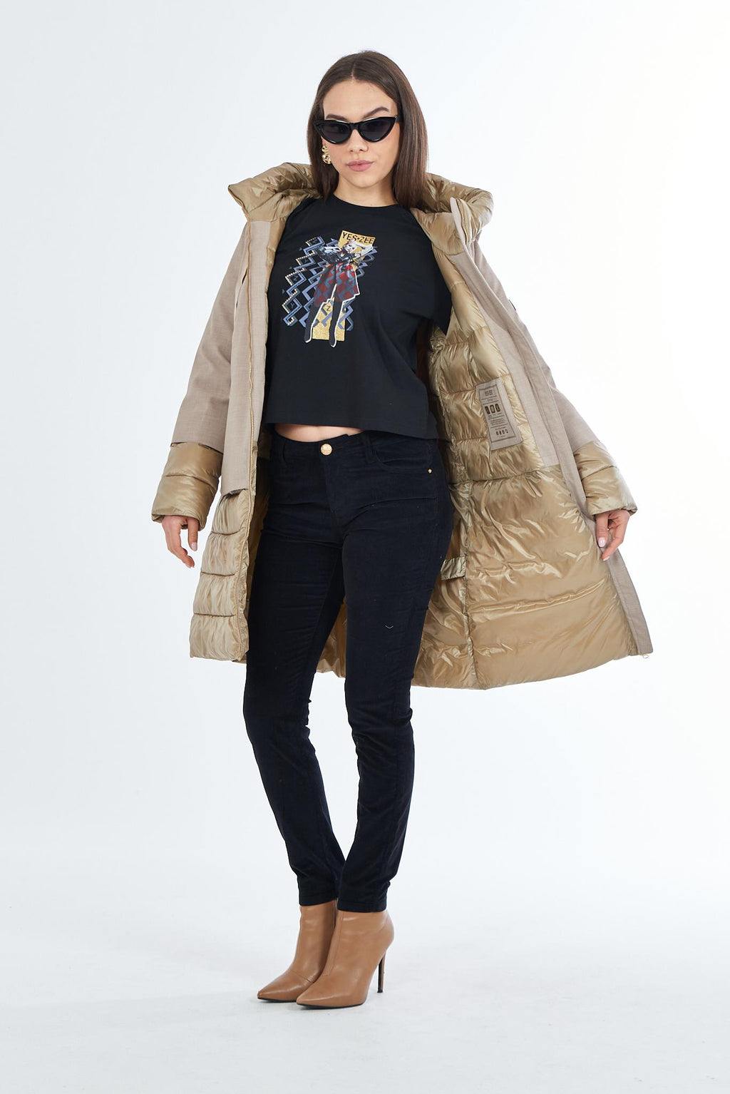 O021 NP00/0222 YES ZEE