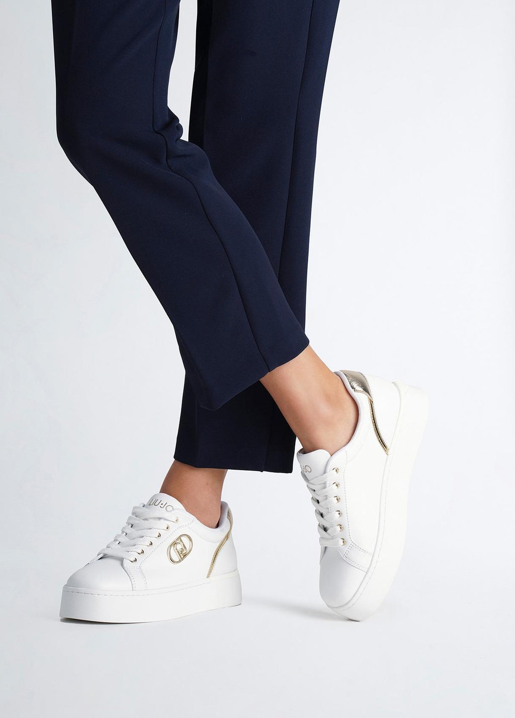 PRETTY 06 - SNEAKER 
