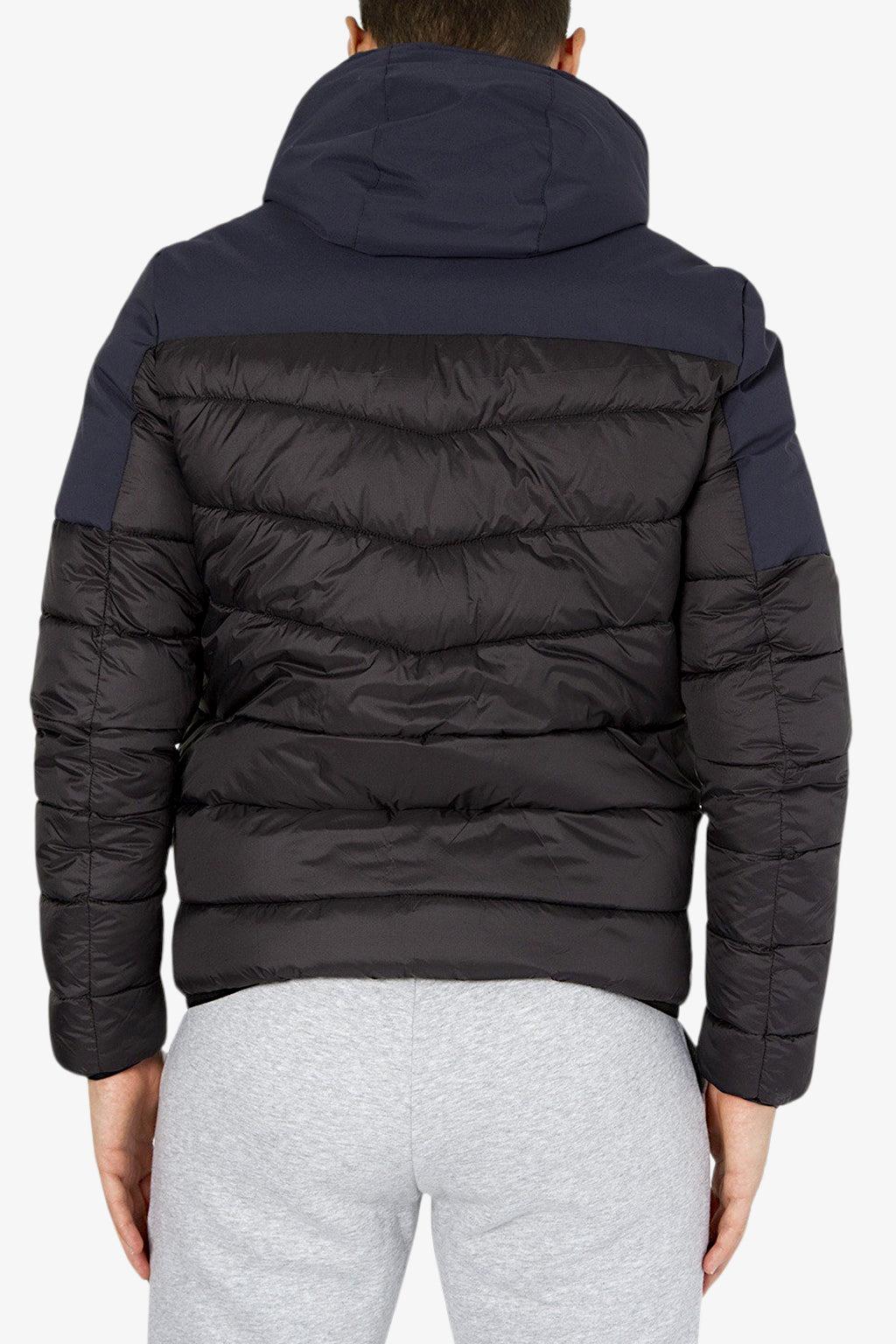 J839 Q6BI/2801 YES ZEE