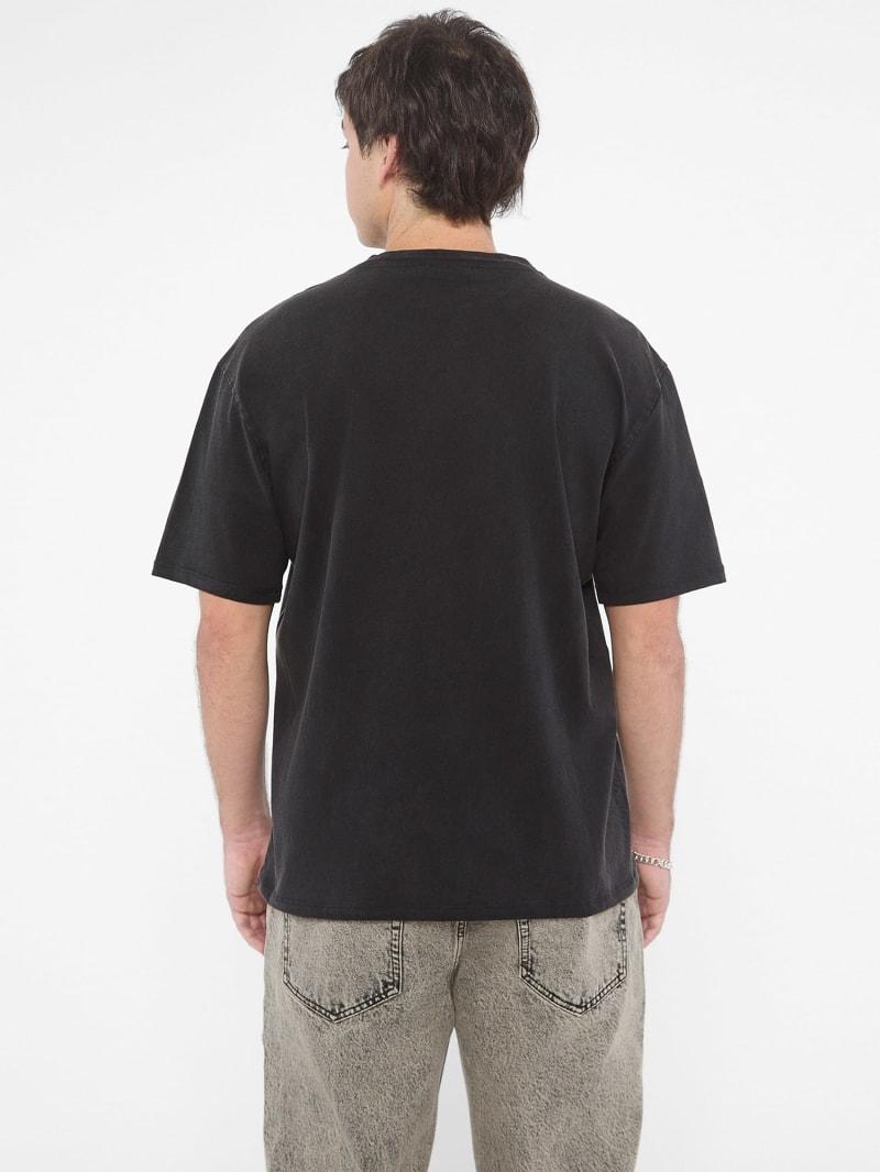 M4BI15K8FQ4/JTMU GUESS