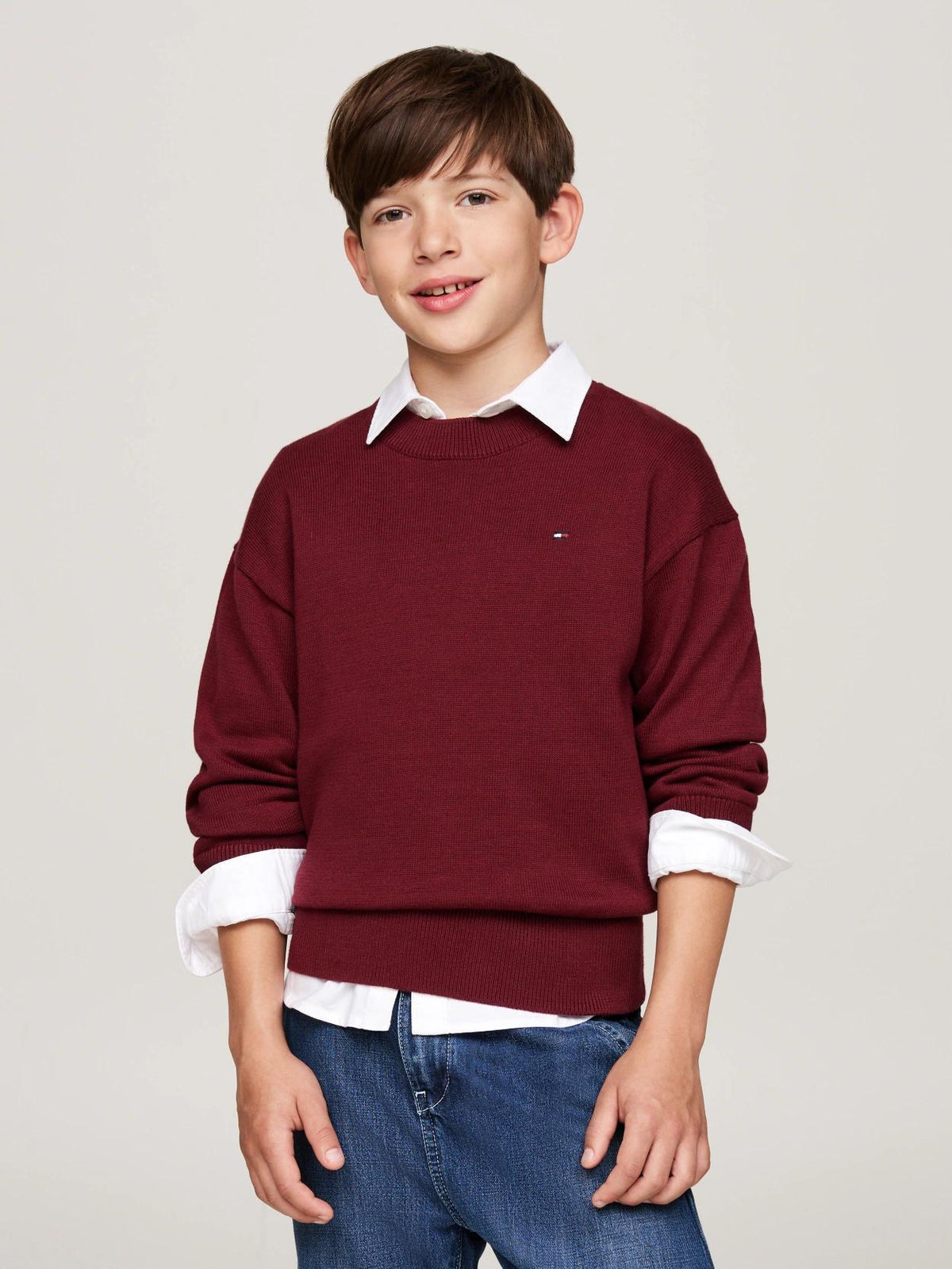 ESSENTIAL  SWEATER 