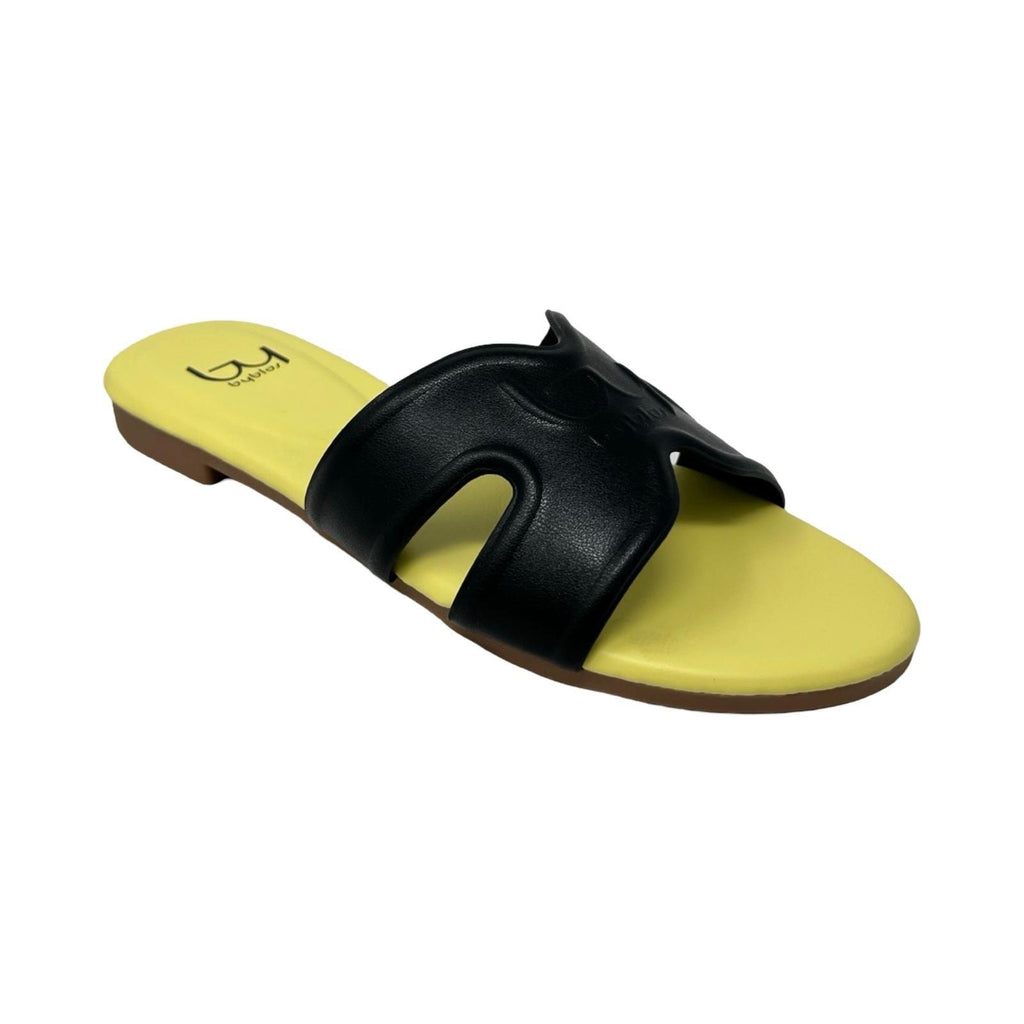 SLIPPERS 