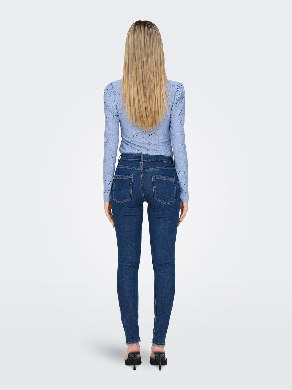 15336726/Dark Blue Denim ONLY